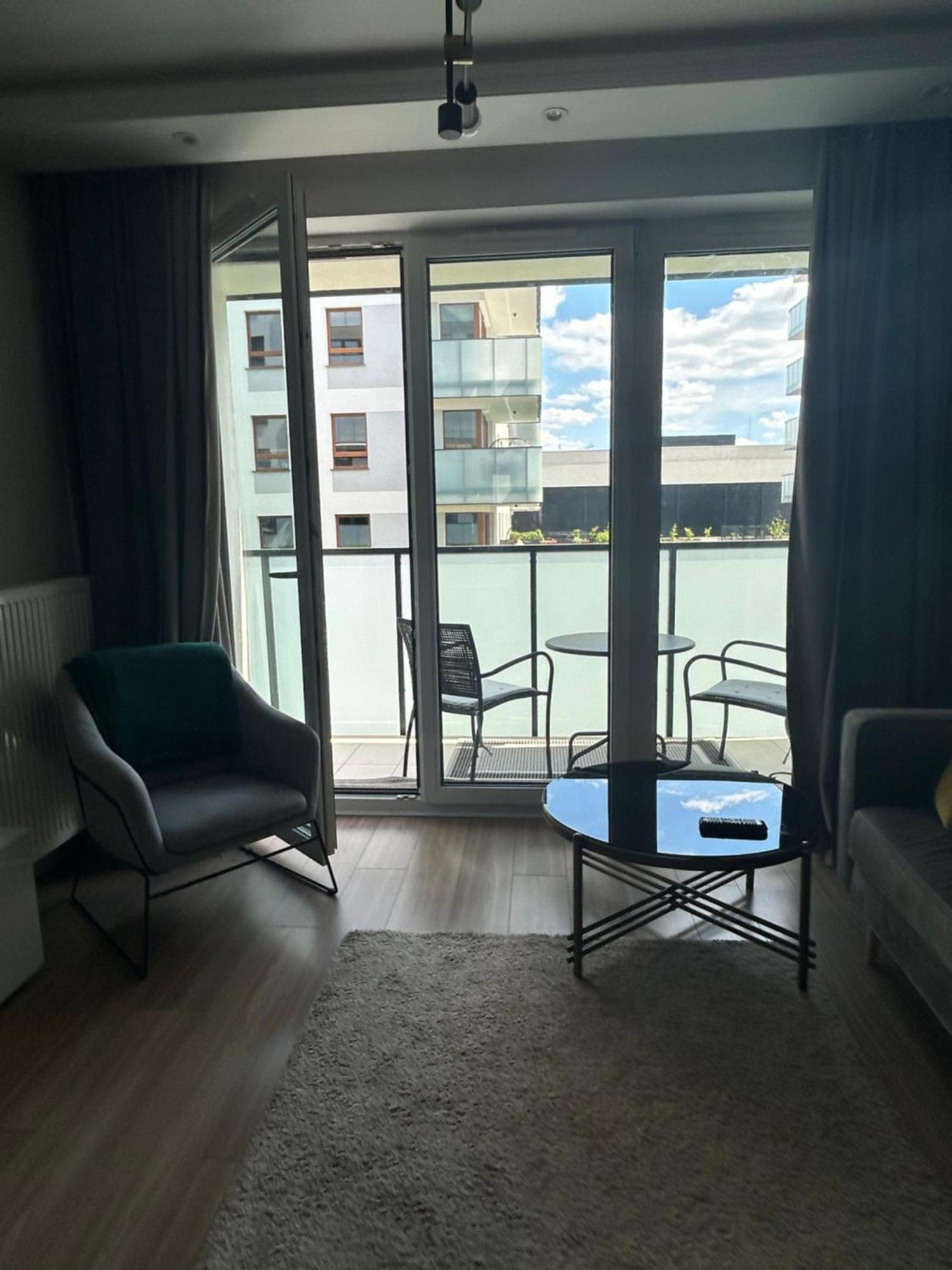 Nowy Apartament W Okolicach Centrum سيدلس المظهر الخارجي الصورة