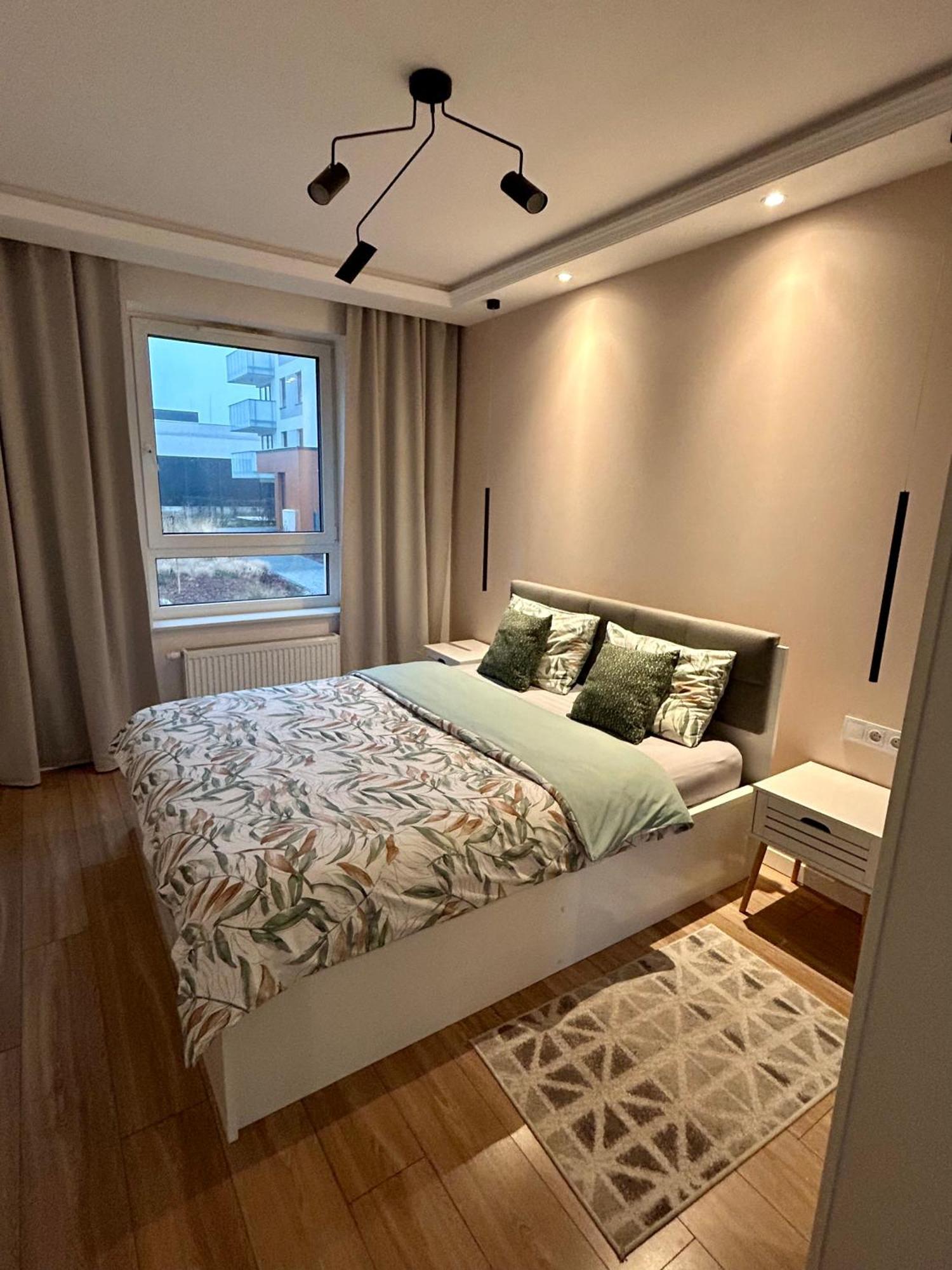 Nowy Apartament W Okolicach Centrum سيدلس المظهر الخارجي الصورة